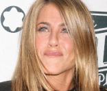Jennifer Aniston, à l\'occasion de la grande soirée 24 hours plays on Broadway, à New York, le 9 novembre 2009.