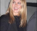 Jennifer Aniston, à l\'occasion de la grande soirée 24 hours plays on Broadway, à New York, le 9 novembre 2009.