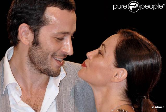 Emmanuelle Béart et Michaël Cohen ont vu leur maison être cambriolée...