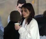 Katie Holmes et Adam Brody sur le tournage de  The Romantics , le 16 novembre 2009 !