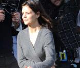 Katie Holmes sur le tournage de <i>The Romantics</i>, le 16 novembre 2009 !