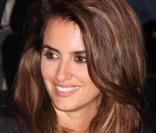 Penélope Cruz le 15/11/09 juste avant de couper sa frange
