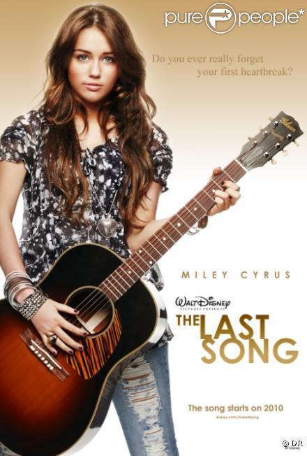 http://static1.purepeople.com/articles/6/44/32/6/@/318379-the-last-song-en-salles-le-2-avril-637x0-2.jpg