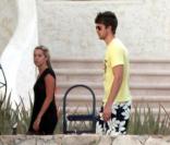 Ashley Tisdale et son chéri en vacances à Mexico