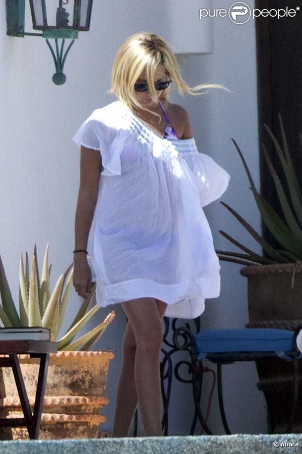Ashley Tisdale et son chéri en vacances à Mexico