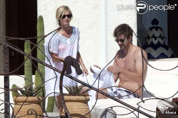 Ashley Tisdale et son chéri en vacances à Mexico
