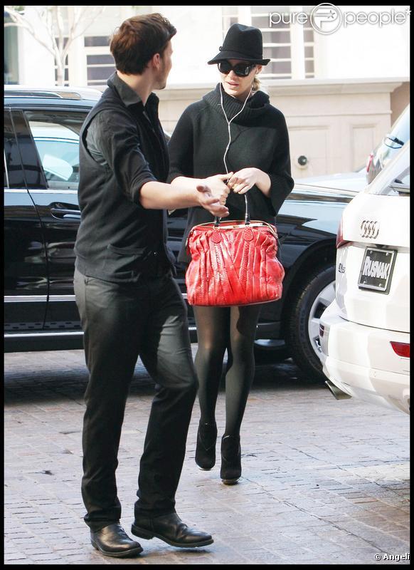 Katherine Heigl incognito à Beverly Hills, le 18 novembre 2009