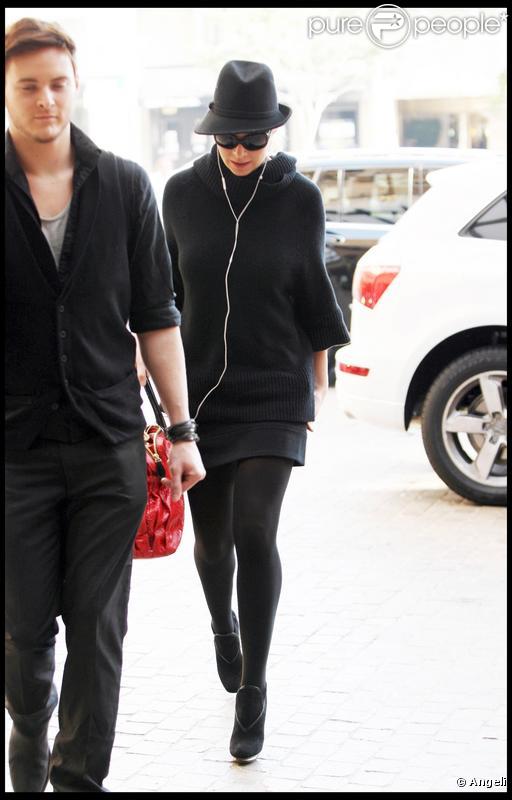 Katherine Heigl incognito à Beverly Hills, le 18 novembre 2009