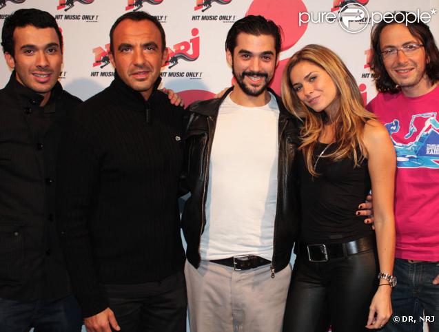 Mustapha El Atrassi, Nikos Aliagas, Florent Mothe (Mozart, l'Opéra Rock), Clara Morgane et Florian Gazan, le jeudi 19 novembre, dans les locaux d'NRJ.