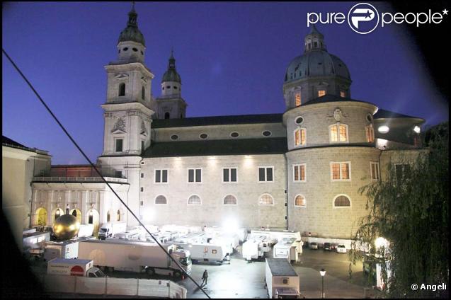 Sur le tournage de  Knight and Day  à Salzbourg, on attend Tom Cruise. Le 19 novembre 2009.
