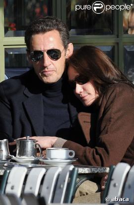 Carla Bruni-Sarkozy : première fête familiale à l'Elysée en l' honneur de tante Gigi...