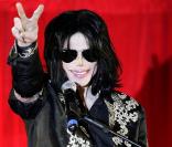 Michael Jackson, depuis sa disparition tragique le 25 juin, ravive la ferveur des fans : ce samedi 21 novembre, une vente aux enchères de 350 de ses effets personnels était organisée.