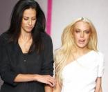Lindsay Lohan et Estrella Archs lors du défilé Ungaro à Paris en octobre 2009