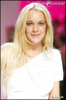Lindsay Lohan lors du défilé Ungaro en octobre 2009