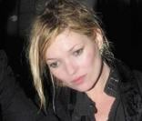 Kate Moss à la sortie de la soirée organisée par Playstation à Londres le 25/11/09