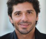 Patrick Fiori, invité sur le plateau de Chabada pour reformer le célèbre trio de Notre-Dame de Paris qu'il formait avec Garou et Daniel Lavoie.