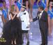 Geneviève de Fontenay retrouve sa petite protégée Sylvie Tellier, bien enceinte, mais qui a tenu malgré tout à venir saluer les Miss.