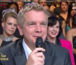Le comédien Xavier Deluc avec... ohhh ! Juste derrière... Denise Fabre !