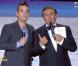 Même Jean-Pierre Foucault s'est montré séduit par le talentueux Robbie Williams : le showman a assuré pour sa prestation live !