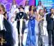 Miss France 2010, Malika Ménard, resplendissante lors de la remise de son diadème...