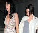 Katy Perry de sortie avec des amis à Los Angeles, le 2 décembre 2009.
