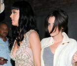 Katy Perry de sortie avec des amis à Los Angeles, le 2 décembre 2009.