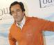 Nicolas Vanier et son joli pull orange, à l'occasion de l'avant-première de Loups, au Gaumont Opéra, à Paris, le 6 décembre 2009.