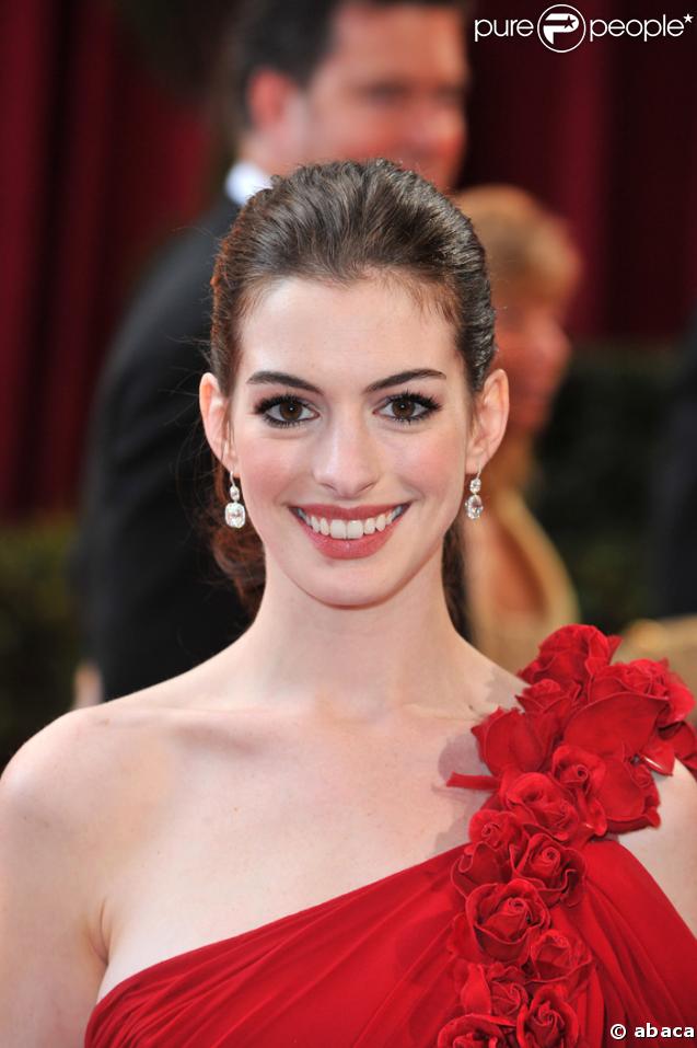 Anne Hathaway en Marchesa