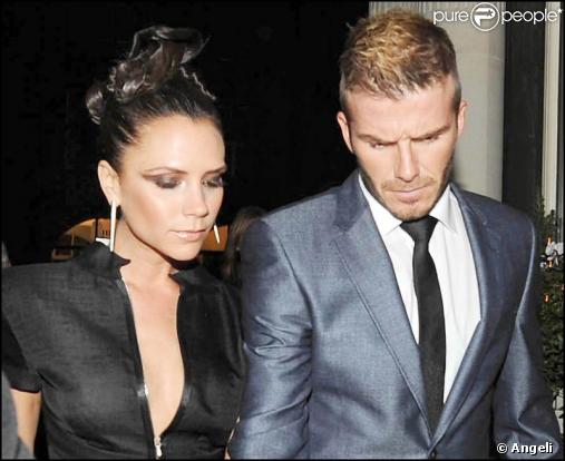 David et Victoria Beckham arrivent à la soirée Harper's Bazaar à Londres le 8/12/09 