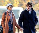 Sonia Rolland et Jalil Lespert se promènent en amoureux à Paris