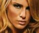 Sabrina Rojas torride en couverture de plusieurs magazines...