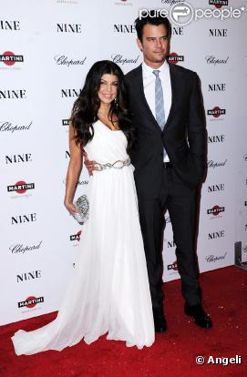 Fergie des Black Eyed Peas et son mari Josh Duhamel lors de la première à New York de Nine en décembre 2009