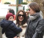 Asia Argento, son mari Michele Civetta et leur fils Nicola à Capri lors du festival international du film le 28 décembre 2009