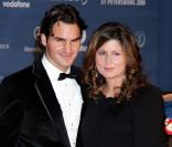 Le mois de juillet sera marqué par l'arrivée des deux jumelles du numéro Un du tennis mondial : Roger Federer. Avec sa femme Mirka, le Suisse attendait pourtant des garçons. Les petites s'appellent Charlene Riva et Myla Rose ! 