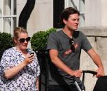 Déjà parents d'une petite Eliza, Harry Lopes et Laura Parker-Bowles viennent d'accueillir deux jumeaux, Louis et Gus.
