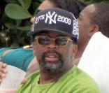 Spike Lee passe ses vacances à Miami avec sa famille le 31 décembre 2009