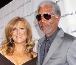 Morgan Freeman et une amie, à l'occasion du gala de la National Board of Review of Motion Pictures Awards, qui s'est tenu au Cipriani de New York, le 12 janvier 2010.