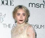 Ashley Olsen, en beauté gothique, lors du gala de charité The Art of Elysium's le 16 janvier 2010 à Los Angeles