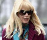 Claudia Schiffer à Londres le 18 janvier 2010 devant l'école de ses enfants