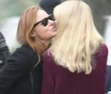 Claudia Schiffer et Stella McCartney à Londres le 18 janvier 2010 devant l'école de leurs enfants