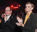 Albert Grimaldi, Charlene Wittstock, Stéphanie de Monaco et sa fille Pauline au Festival International du Cirque de Monaco. 19/01/2010