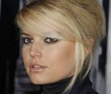 Jessica Simpson à l'occasion de l'avant-première de  Mesures exceptionnelles , qui s'est tenue au Graumann's Chinese Theatre de Los Angeles, le 19 janvier 2010.