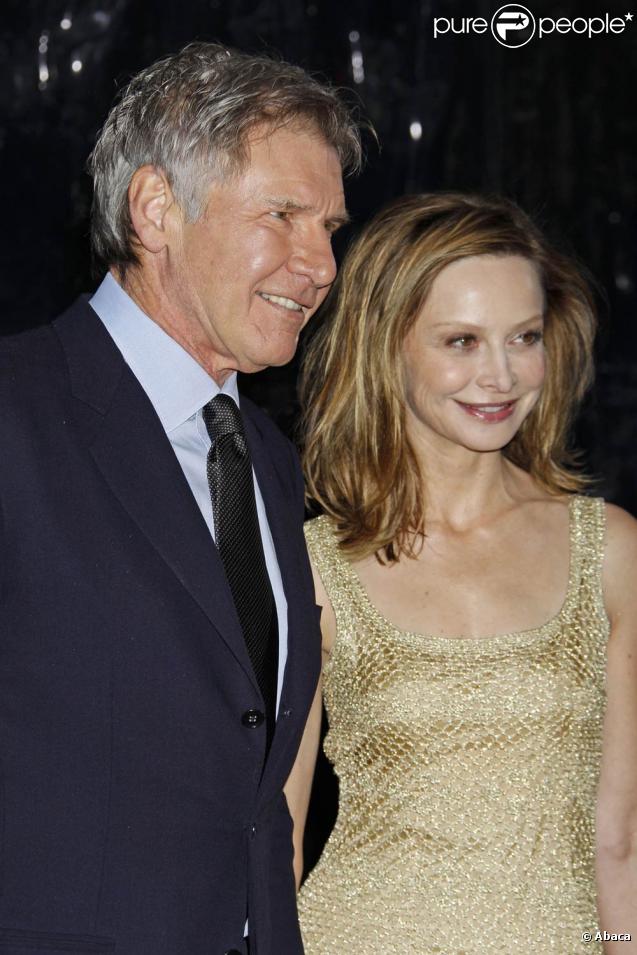 Harrison Ford et Calista Flockhart à l'occasion de l'avant-première de  Mesures exceptionnelles , qui s'est tenue au Graumann's Chinese Theatre de Los Angeles, le 19 janvier 2010.