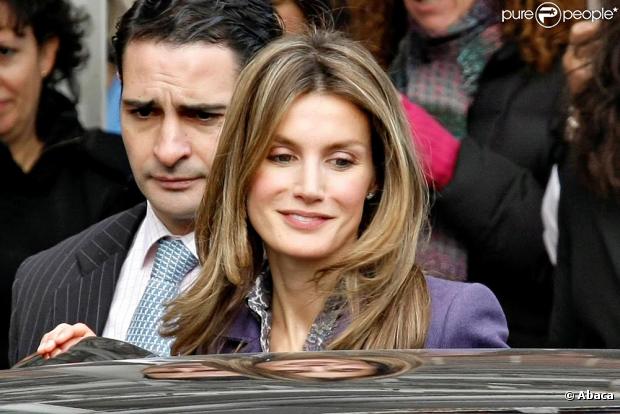 Letizia d'Espagne à Madrid lors d'une visite à l'Université le 22 janvier 2010