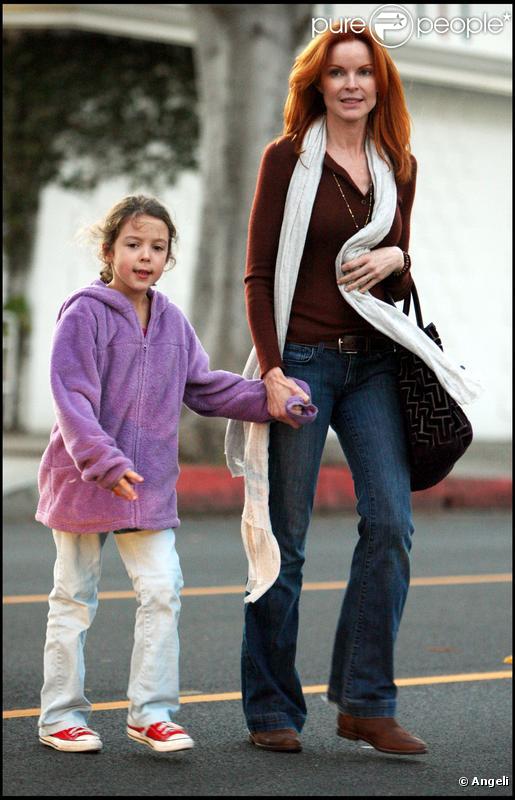 Marcia Cross et une jeune fille (L.A., 23 janvier 2010)
