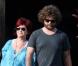 Après Kelly Osbourne, c'est son frère Jack qui présente sa ravissante chérie à ses parents !