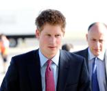 Prince Harrry accueilli à l\'aéroport de la Barbade (29 janvier 2010)