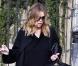 Ellen Pompeo à Los Angeles, sortant de son domicile pour se rendre aux Studios Universal, le 2 février 2010