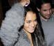 Lindsay Lohan souriante à la sortie d'un restaurant de Los Angeles, le 4 février 2010 !