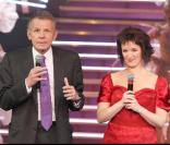 Patrick Poivre d'Arvor et Anne Roumannof présentent la cérémonie des Globe de cristal, à Paris, le 8 février 2010 !